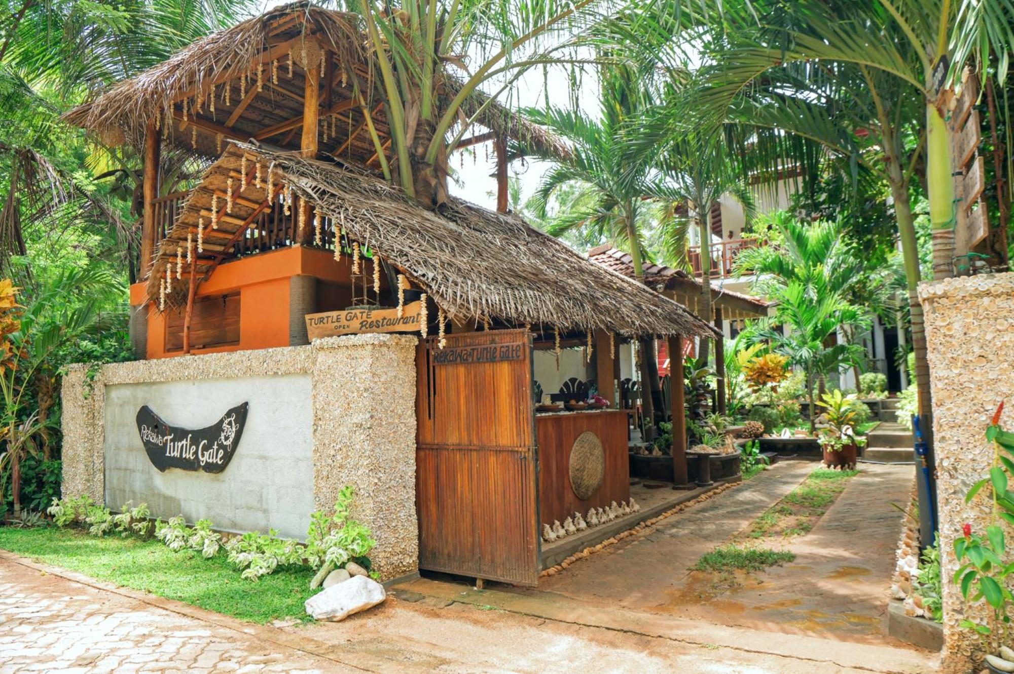 Rekawa Turtle Gate Hotel Tangalle Bagian luar foto
