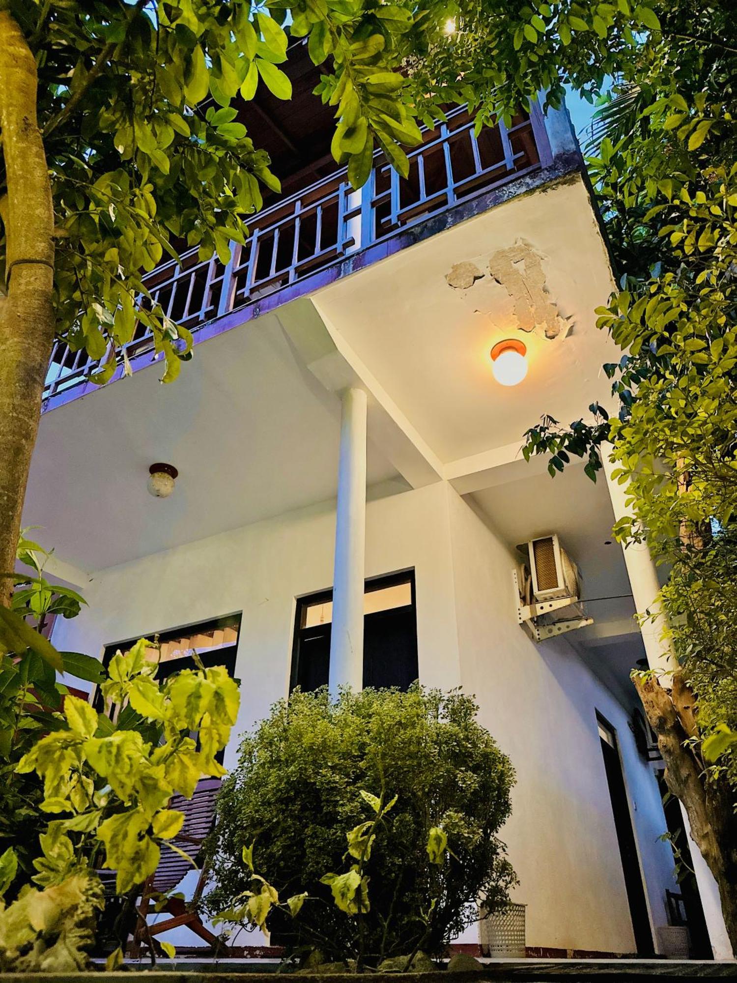 Rekawa Turtle Gate Hotel Tangalle Bagian luar foto